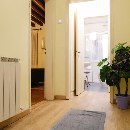Appartamento San Marco Frezzaria Venesia Bagian luar foto